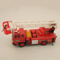 Радиоуправляемая пожарная машина RUI FENG с подъемной стрелой - F827-1
